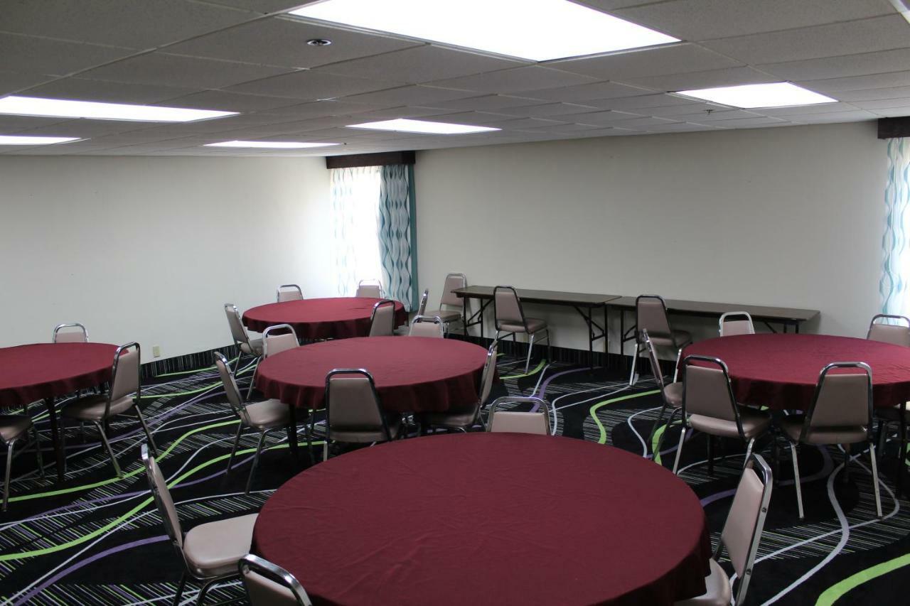 La Quinta Inn By Wyndham Davenport & Conference Center Luaran gambar