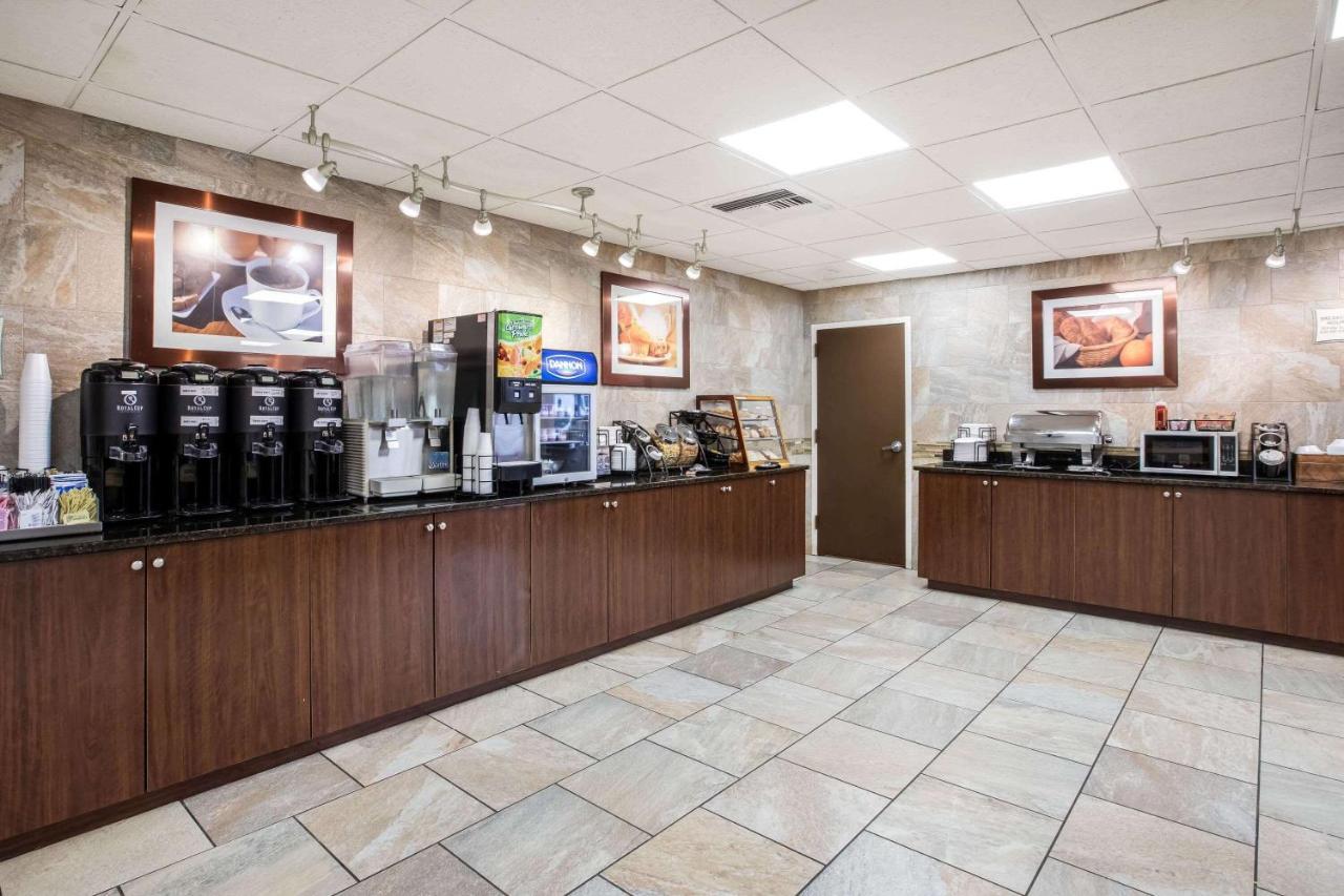 La Quinta Inn By Wyndham Davenport & Conference Center Luaran gambar